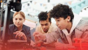 Leia mais sobre o artigo STEM na Educação: Como Transformar a Sala de Aula do Século XXI